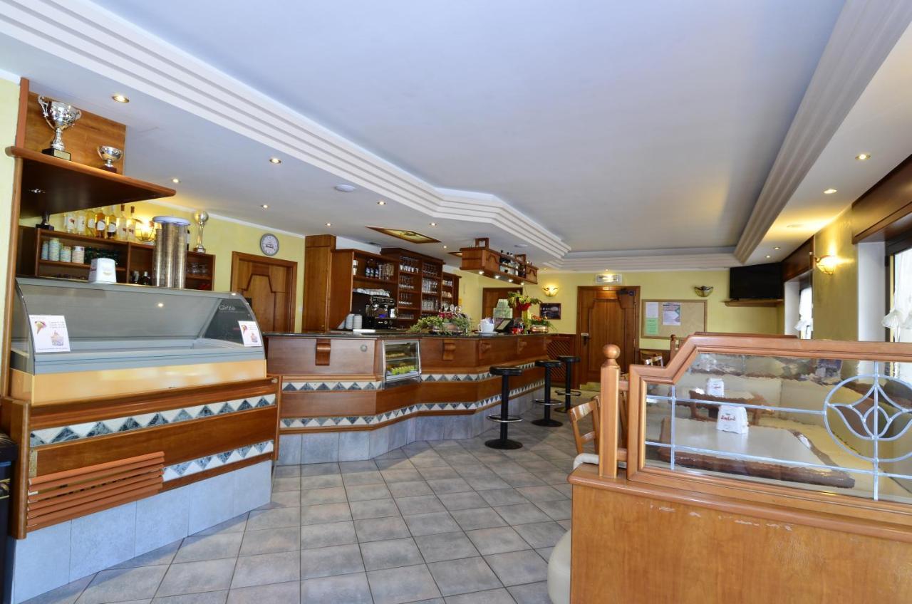Готель Locanda Ridevert Тіоне-ді-Тренто Екстер'єр фото